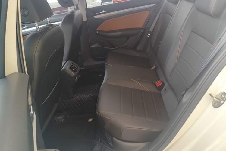Used Volkswagen Bora 2026 200TSI DSG Yuexing Navigation Edition Left Rear Seat