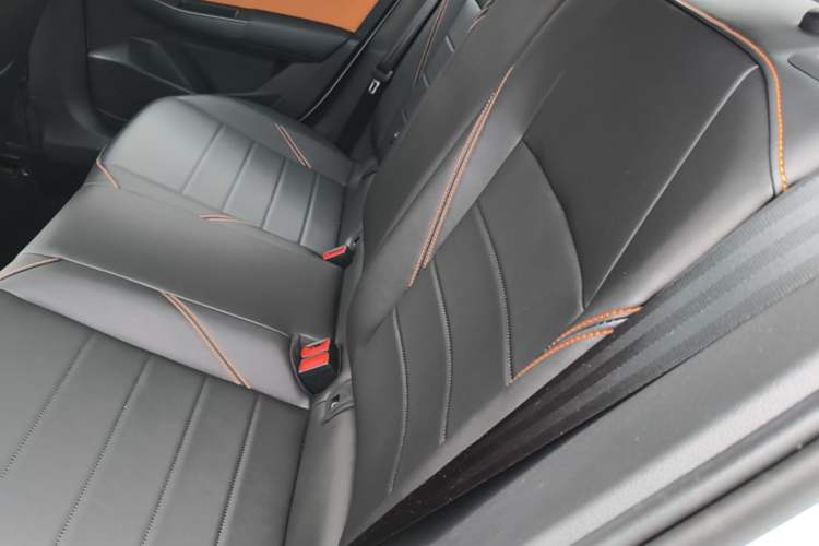 Used Volkswagen Bora 2026 200TSI DSG Yuexing Navigation Edition Left Rear Seat