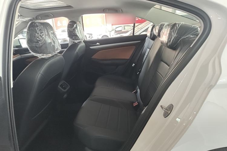 Used Volkswagen Bora 2026 200TSI DSG Yuexing Navigation Edition Left Rear Seat