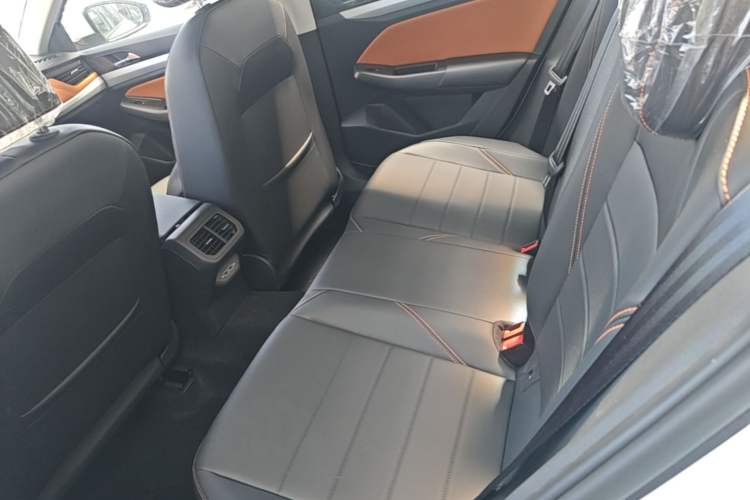 Used Volkswagen Bora 2026 200TSI DSG Yuexing Navigation Edition Left Rear Seat