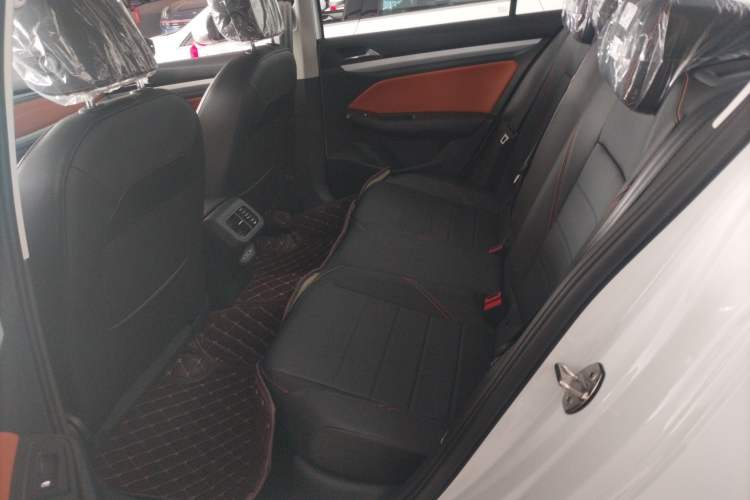 Used Volkswagen Bora 2026 200TSI DSG Yuexing Navigation Edition Left Rear Seat