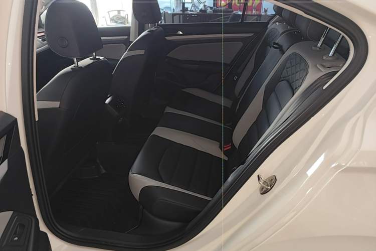 Used Volkswagen Bora 2026 300TSI DSG Zunxing Edition Left Rear Seat
