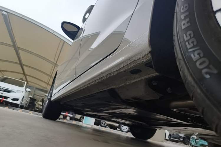 Used Volkswagen Bora 2026 200TSI DSG Yuexing Navigation Edition Left Side Sill
