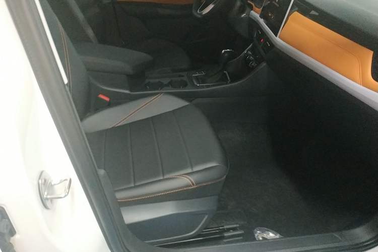 Used Volkswagen Bora 2026 200TSI DSG Yuexing Navigation Edition Right Front Seat
