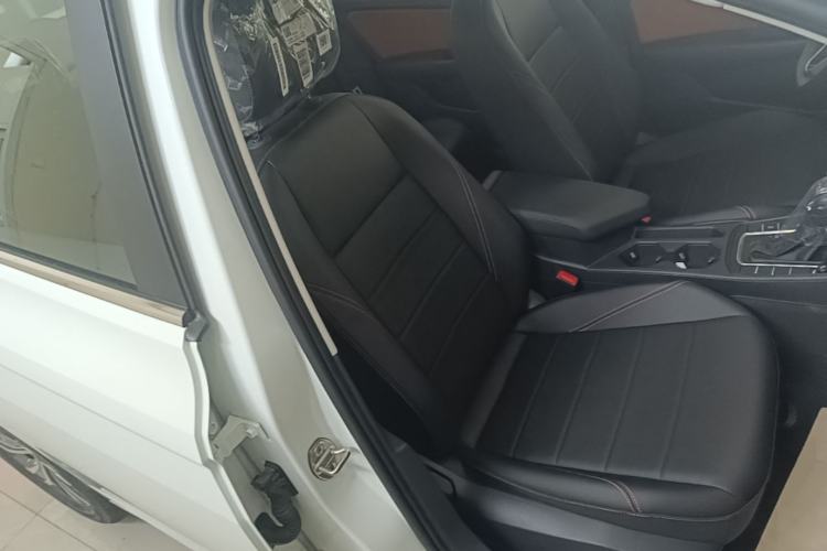Used Volkswagen Bora 2026 200TSI DSG Yuexing Navigation Edition Right Front Seat