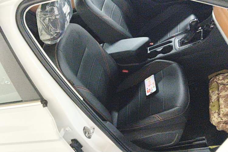 Used Volkswagen Bora 2026 200TSI DSG Yuexing Navigation Edition Right Front Seat