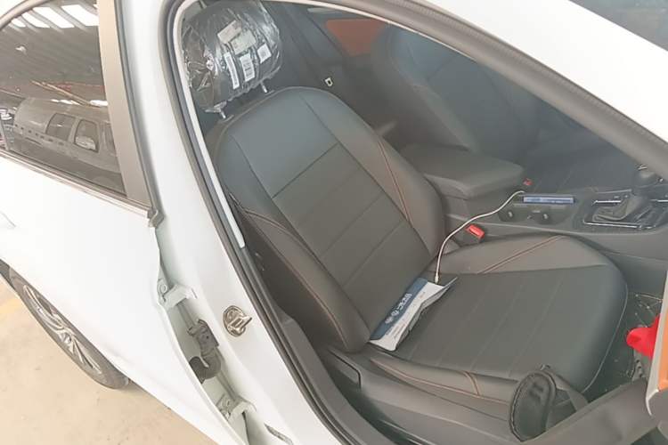 Used Volkswagen Bora 2026 200TSI DSG Yuexing Navigation Edition Right Front Seat