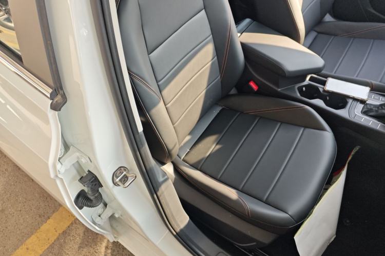Used Volkswagen Bora 2026 200TSI DSG Yuexing Navigation Edition Right Front Seat