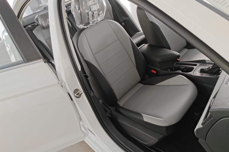 Used Volkswagen Bora 2026 200TSI DSG Yuexing Navigation Edition Right Front Seat