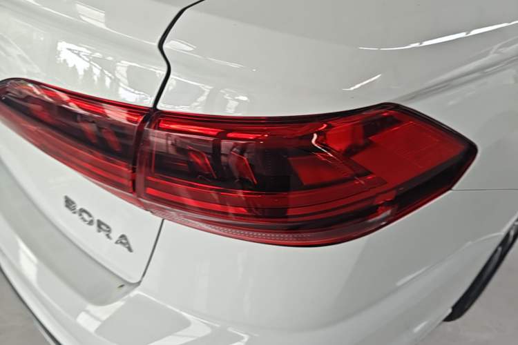 Used Volkswagen Bora 2026 200TSI DSG Yuexing Navigation Edition Right Rear Taillight