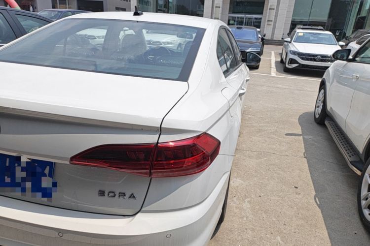 Used Volkswagen Bora 2026 200TSI DSG Yuexing Navigation Edition Right Rear Taillight