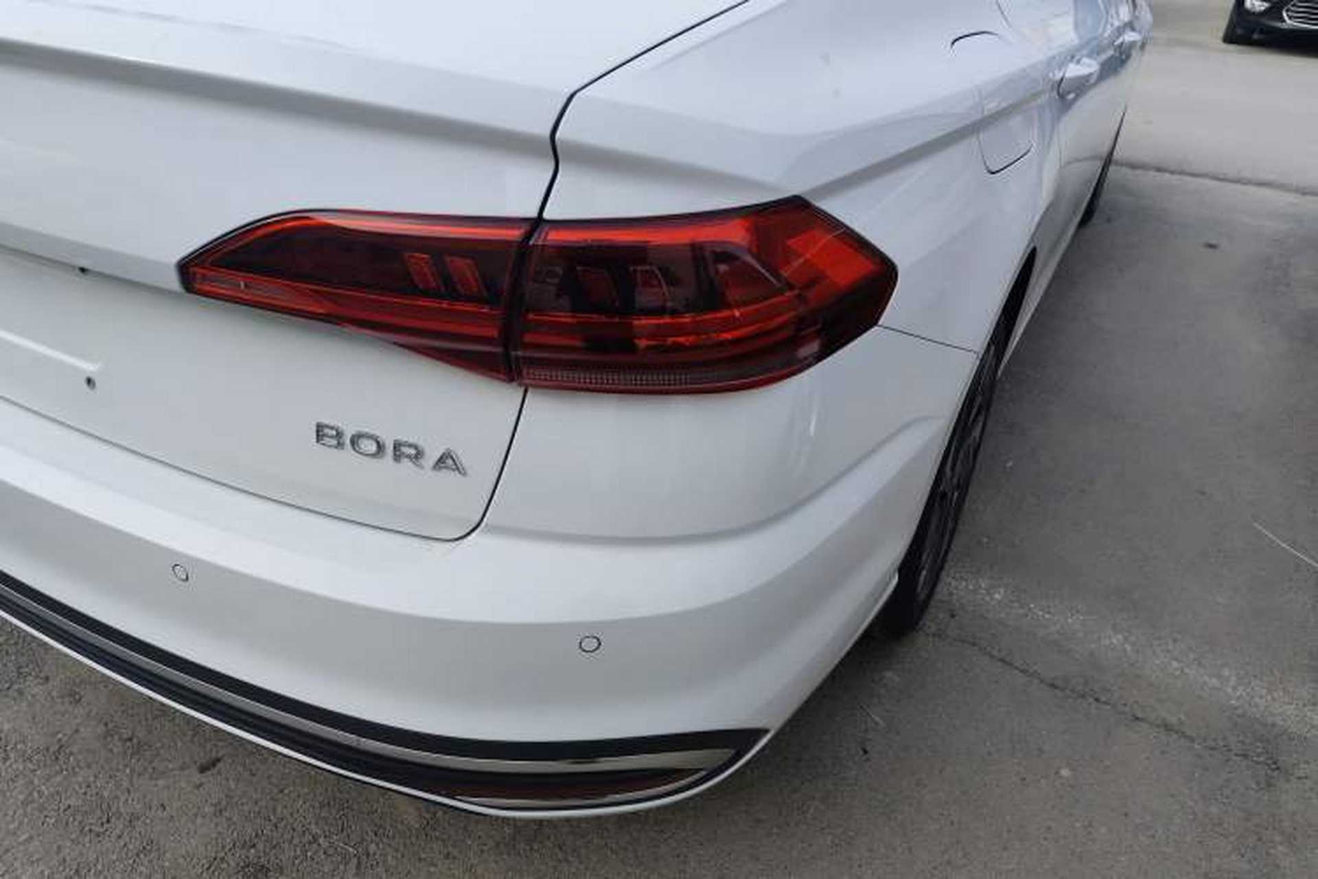 Used Volkswagen Bora 2026 200TSI DSG Yuexing PRO Edition Right Rear Taillight