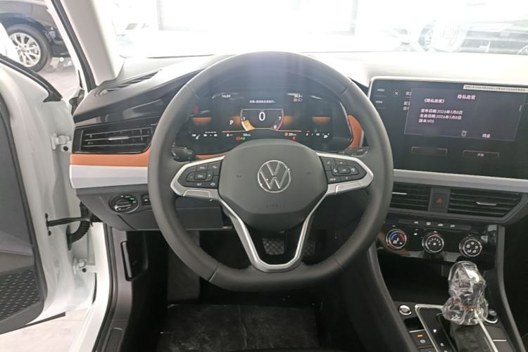 Used Volkswagen Bora 2026 200TSI DSG Yuexing Navigation Edition Steering Wheel