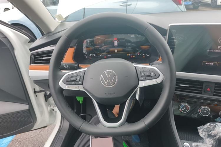 Used Volkswagen Bora 2026 200TSI DSG Yuexing Navigation Edition Steering Wheel