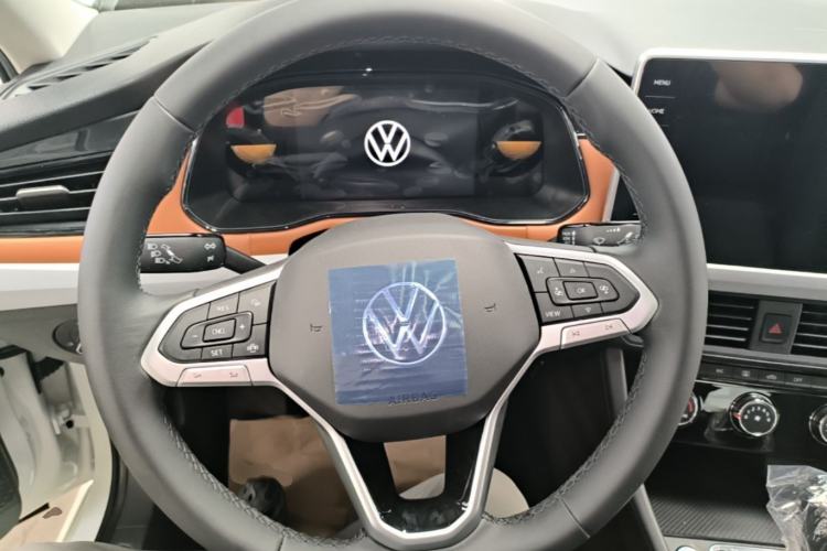 Used Volkswagen Bora 2026 200TSI DSG Yuexing Navigation Edition Steering Wheel