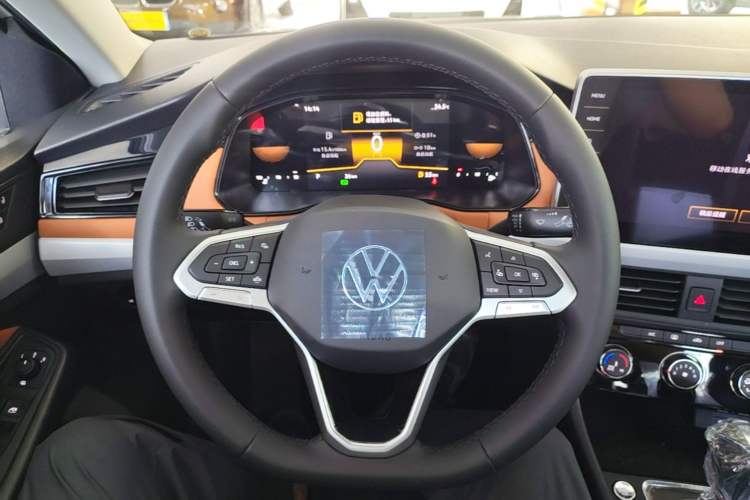 Used Volkswagen Bora 2026 200TSI DSG Yuexing Navigation Edition Steering Wheel