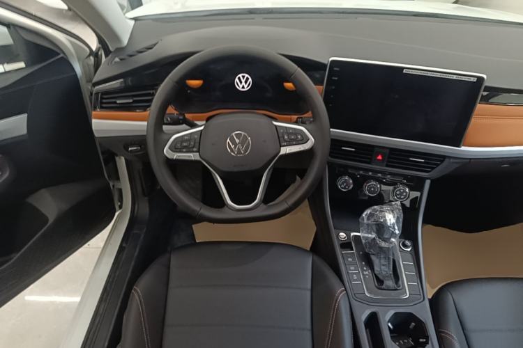 Used Volkswagen Bora 2026 200TSI DSG Yuexing Navigation Edition Steering Wheel