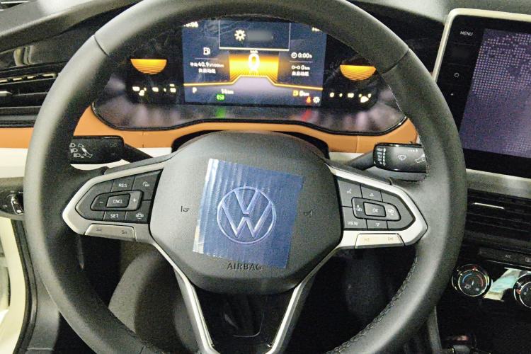 Used Volkswagen Bora 2026 200TSI DSG Yuexing Navigation Edition Steering Wheel