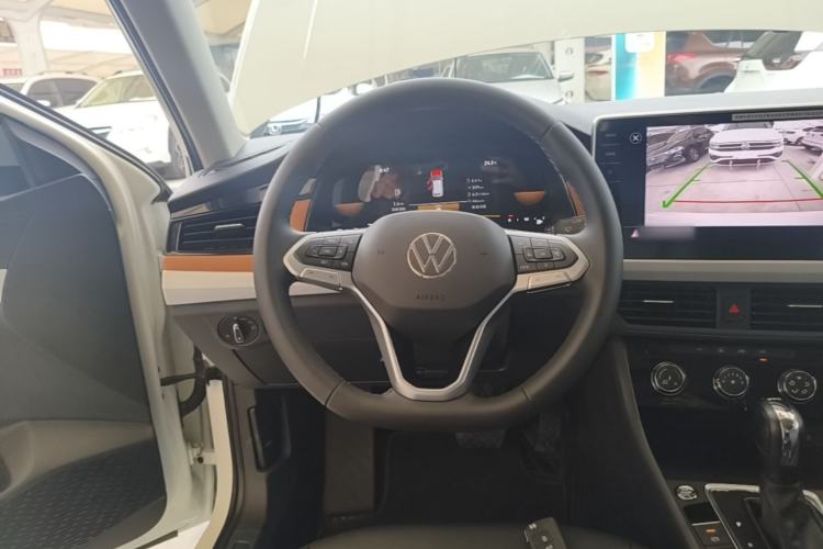 Used Volkswagen Bora 2026 200TSI DSG Yuexing Navigation Edition Steering Wheel