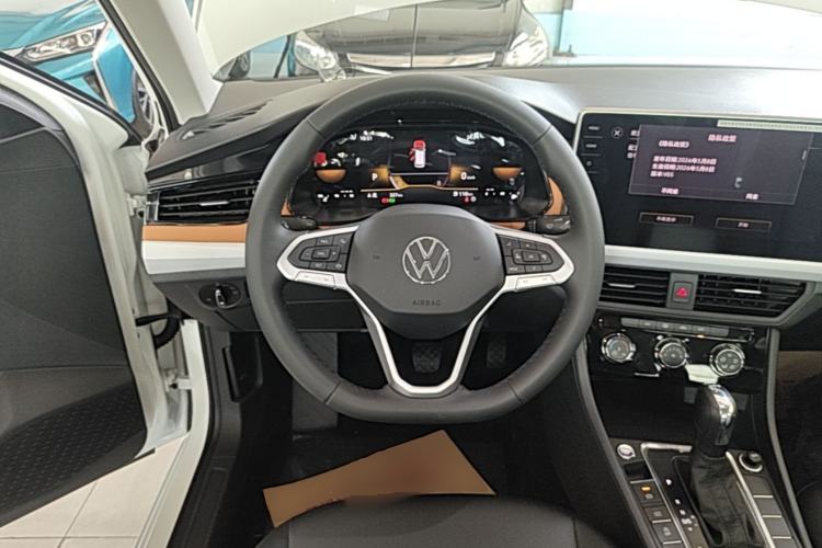 Used Volkswagen Bora 2026 200TSI DSG Yuexing Navigation Edition Steering Wheel