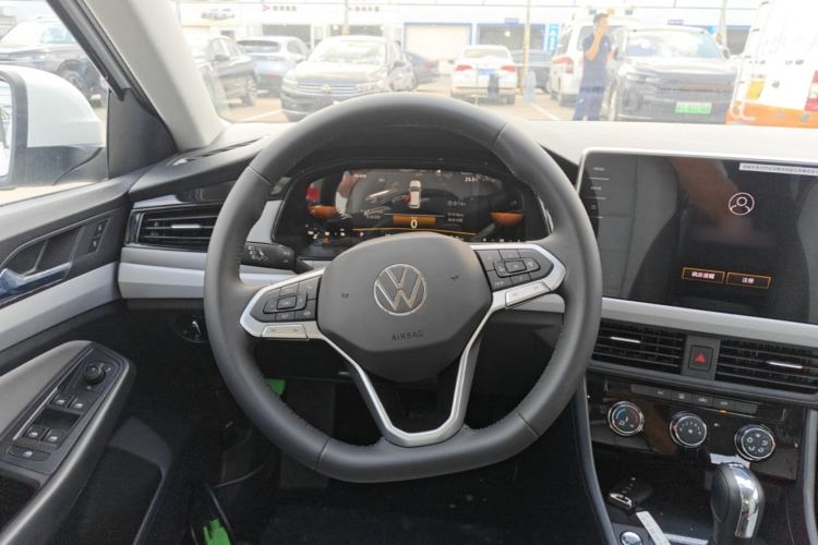 Used Volkswagen Bora 2026 200TSI DSG Yuexing Navigation Edition Steering Wheel