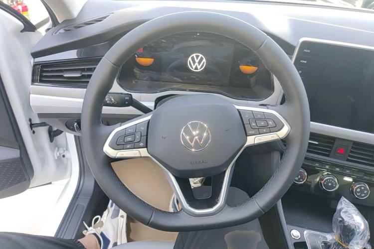 Used Volkswagen Bora 2026 200TSI DSG Yuexing Navigation Edition Steering Wheel