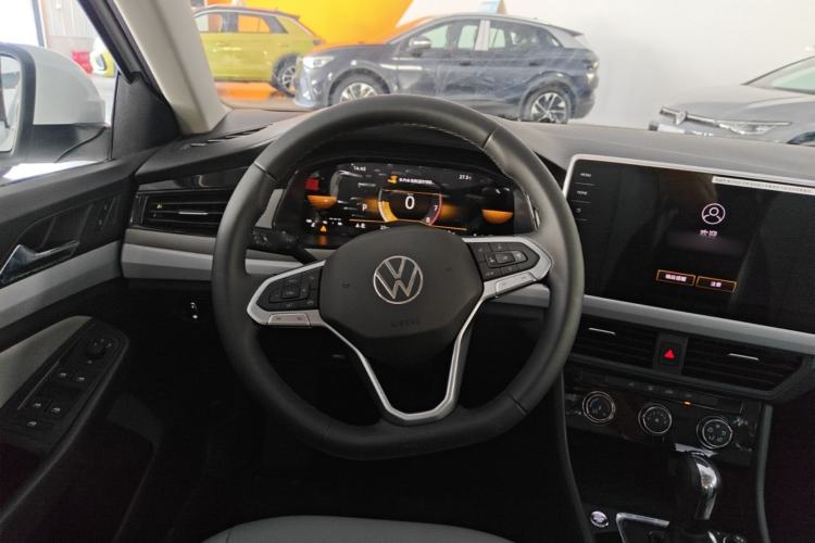 Used Volkswagen Bora 2026 200TSI DSG Yuexing Navigation Edition Steering Wheel