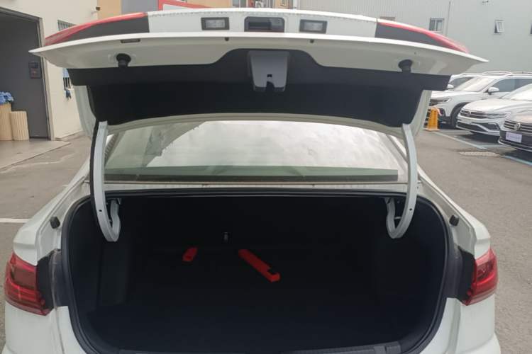 Used Volkswagen Bora 2026 200TSI DSG Yuexing Navigation Edition Trunk