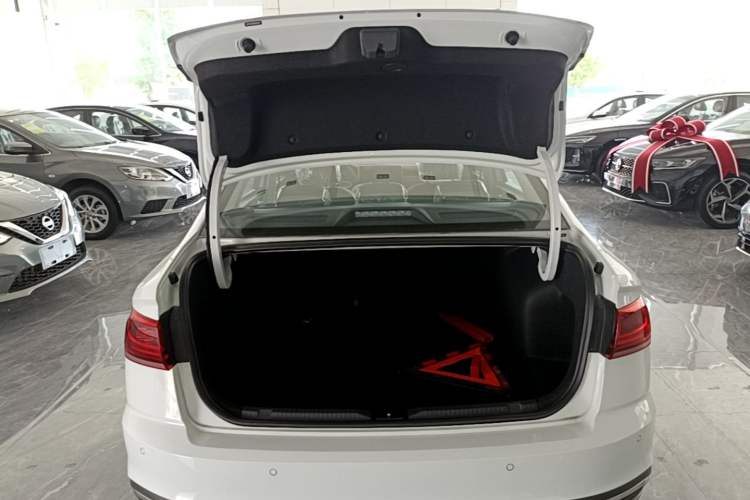 Used Volkswagen Bora 2026 200TSI DSG Yuexing Navigation Edition Trunk