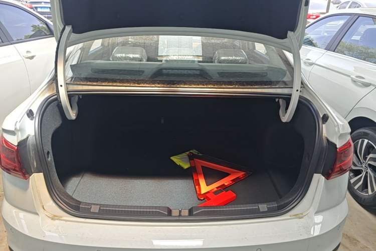 Used Volkswagen Bora 2026 200TSI DSG Yuexing Navigation Edition Trunk