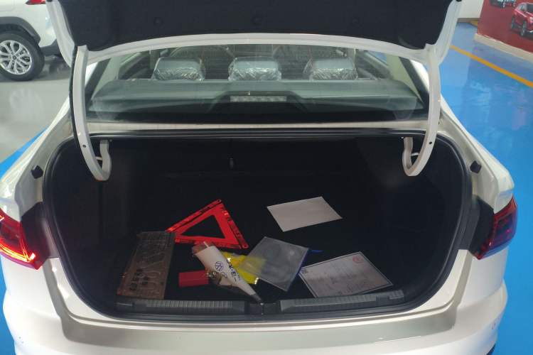 Used Volkswagen Bora 2026 200TSI DSG Yuexing Navigation Edition Trunk