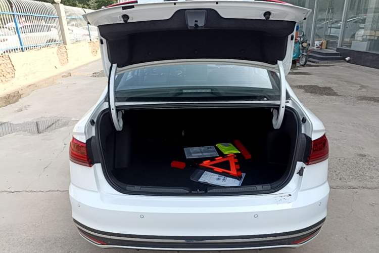 Used Volkswagen Bora 2026 200TSI DSG Yuexing Navigation Edition Trunk