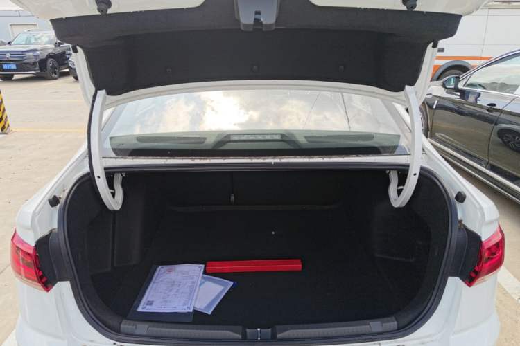 Used Volkswagen Bora 2026 200TSI DSG Yuexing Navigation Edition Trunk