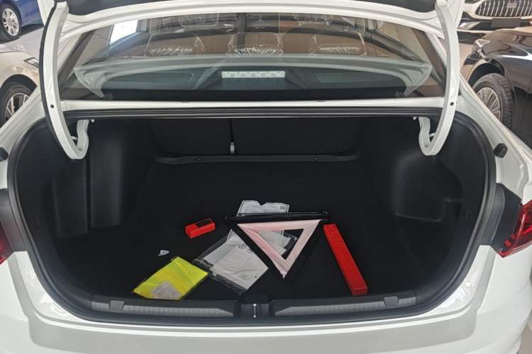 Used Volkswagen Bora 2026 200TSI DSG Yuexing Navigation Edition Trunk
