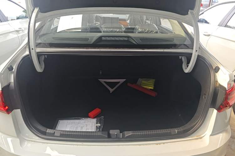 Used Volkswagen Bora 2026 200TSI DSG Yuexing Navigation Edition Trunk