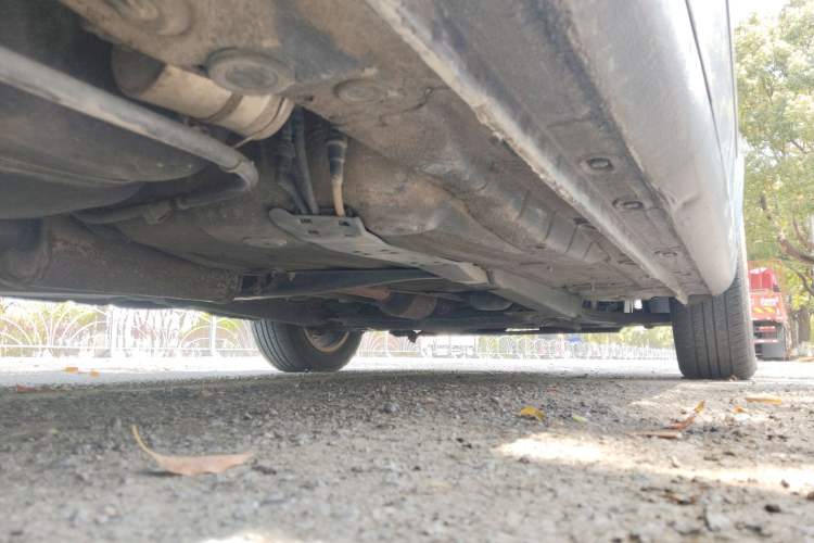Used Volkswagen Bora Classic 2006 1.6 Manual Fashion TL Chassis Rear Right
