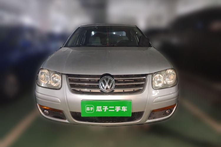Used Volkswagen Bora Classic 2006 1.6 Automatic Fashion TL Front