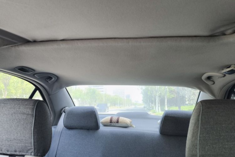 Used Volkswagen Bora Classic 2006 1.6 Automatic Luxury HL Headliner