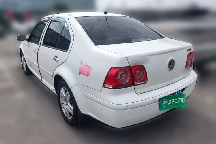 Used Volkswagen Bora Classic 2006 1.6 Automatic Luxury HL Rear Left 45 Deg