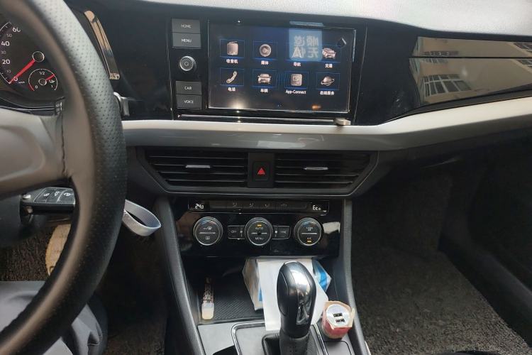 Used Volkswagen Bora Pure Electric 2020 Shan Model Audio And AC Panel