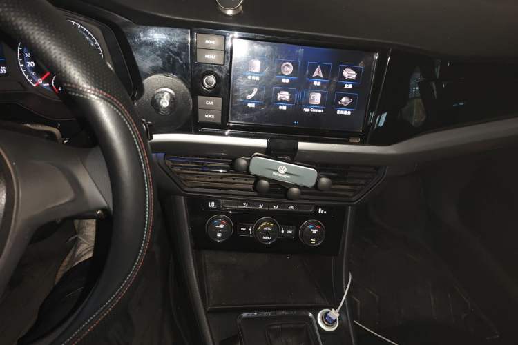 Used Volkswagen Bora Pure Electric 2020 Shan Model Audio And AC Panel