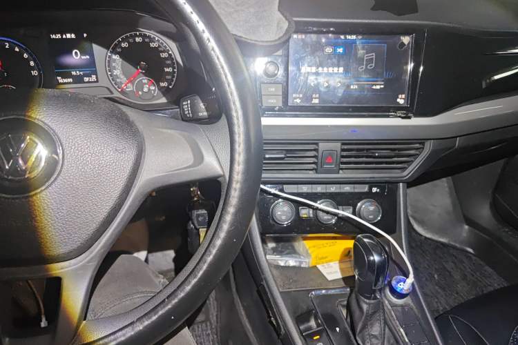 Used Volkswagen Bora Pure Electric 2020 Shan Model Audio And AC Panel