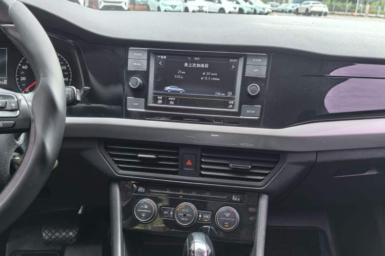 Used Volkswagen Bora Pure Electric 2020 Shan Model Audio And AC Panel