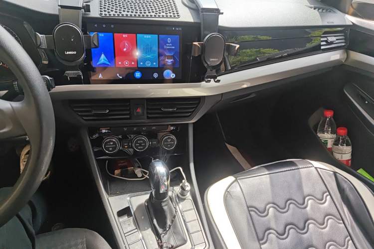 Used Volkswagen Bora Pure Electric 2020 Shan Model Audio And AC Panel