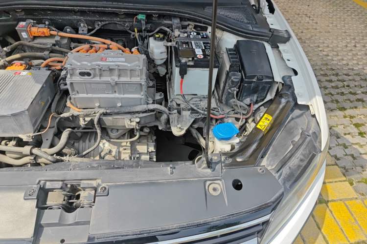 Used Volkswagen Bora Pure Electric 2020 Shan Model Engine Bay Left