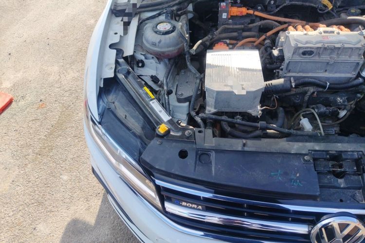 Used Volkswagen Bora Pure Electric 2020 Shan Model Engine Bay Right