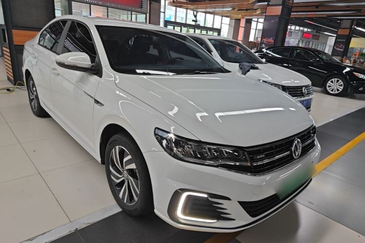 Used Volkswagen Bora Pure Electric 2020 Shan Model Front Right 45 Deg