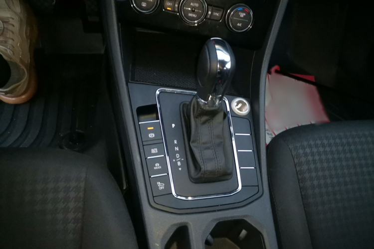 Used Volkswagen Bora Pure Electric 2020 Shan Model Gear Lever