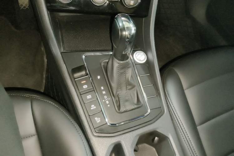 Used Volkswagen Bora Pure Electric 2020 Shan Model Gear Lever