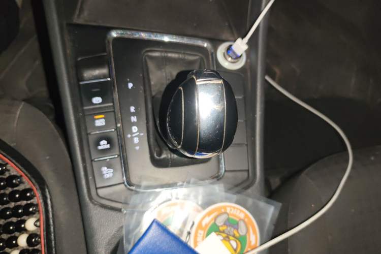 Used Volkswagen Bora Pure Electric 2020 Shan Model Gear Lever